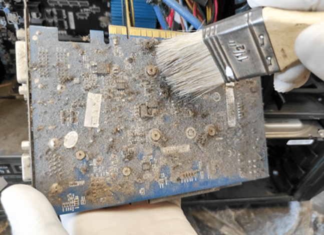 Common Symptoms of Dirt Damage in Circuit Boards