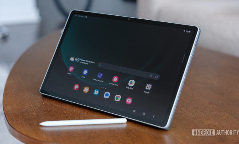 Samsung Galaxy Tab S9 FE Plus home screen landscape