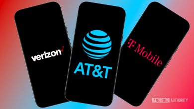 Stock photo of major US carriers Verizon Wireless, AT&amp;T, and T Mobile (8)