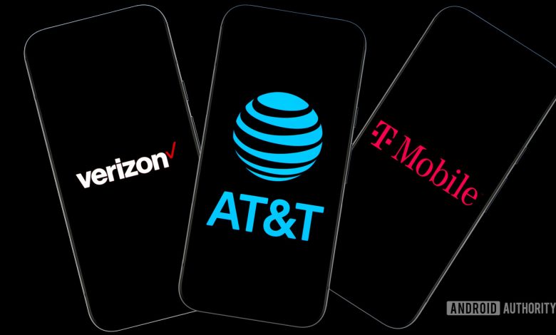 Stock photo of major US carriers Verizon Wireless, AT&amp;T, and T Mobile (8)