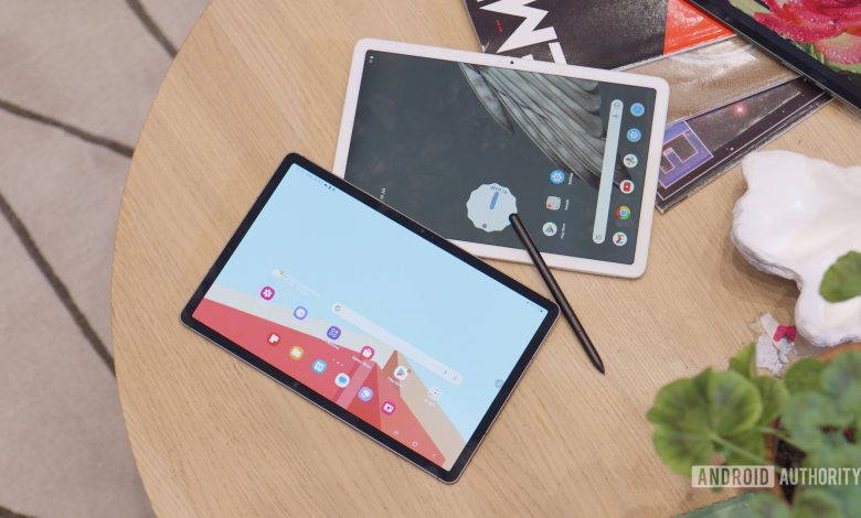 Tab S9 and Pixel tablet displays