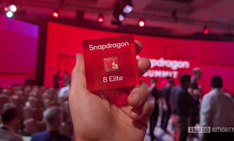 A Snapdragon 8 Elite dummy chip.