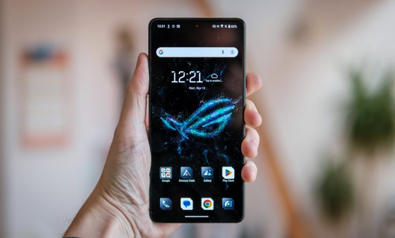 ASUS ROG Phone 9 Pro homescreen in hand