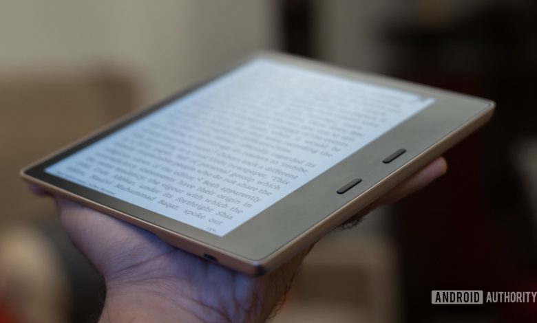 Amazon Kindle Oasis with page turn buttons