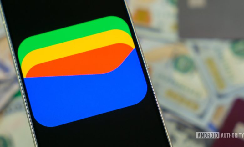 Google Wallet logo on smartphone next to credit cards and cash Stock photo 12