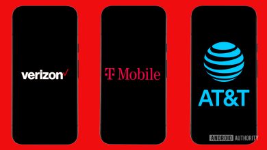 Stock photo of major US carriers Verizon Wireless, AT&amp;T, and T Mobile (9)