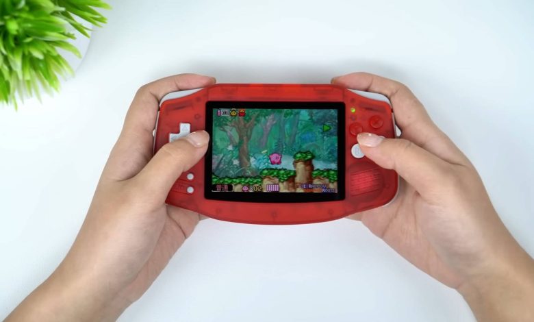 يعمل استنساخ GBA على تحسين أفضل جهاز محمول على الإطلاق