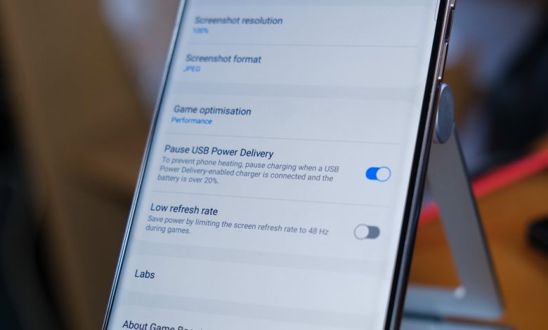 Samsung Game Booster settings Pause USB Power Delivery Featured Image