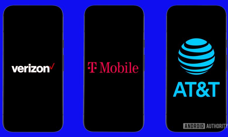 Stock photo of major US carriers Verizon Wireless, AT&amp;T, and T Mobile (1)