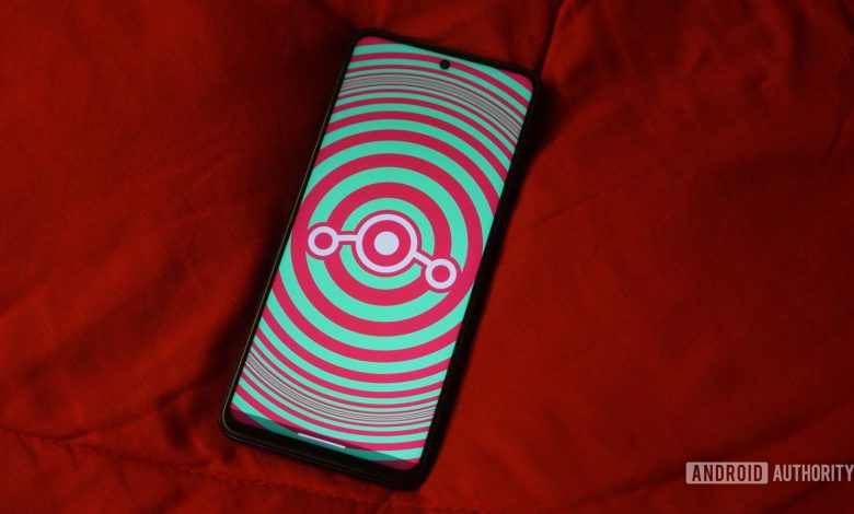 lineageos logo on poco x3 1